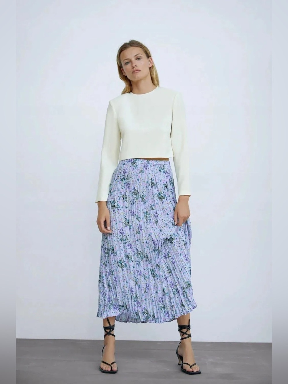 Zara floral midi skirt